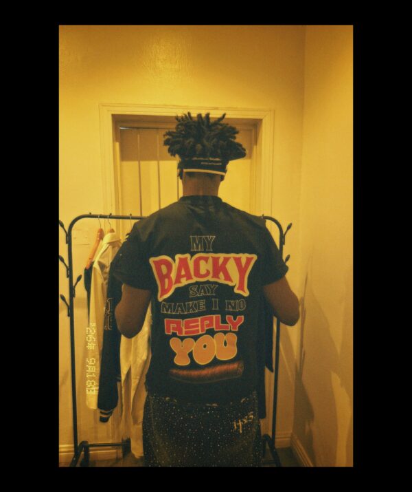 BLACK BACKY TEE